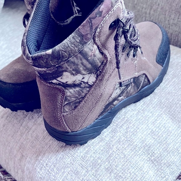 Rocky Kids' Outdoor Boots in Brown and Black - Picture 13 of 13